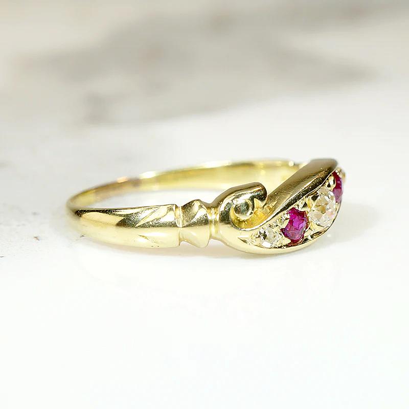English Diamond & Ruby Flourished 18ct Band