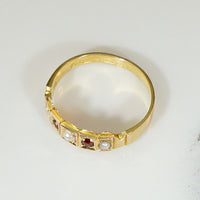 Crisp Antique 15ct Band with Garnets & Pearls