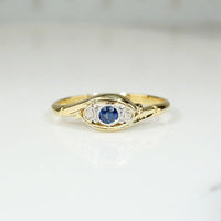 Lively Little Sapphire Ring in Platinum & 18ct