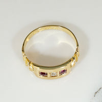 Chic Victorian 18ct Band with Diamond & Ruby