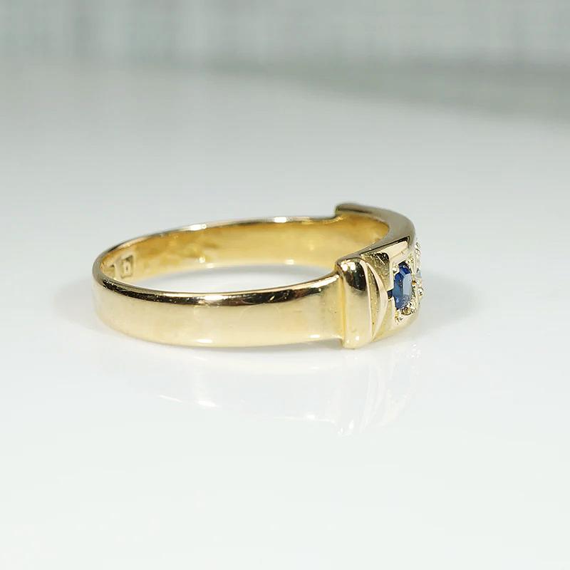 Geometric Diamond & Sapphire English 18ct Band