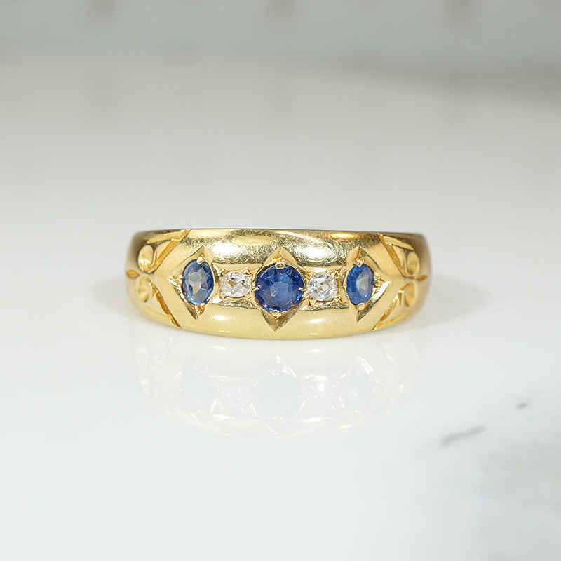 Endearing Edwardian Sapphire & Diamond 18ct Band