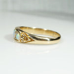 Luxurious 18ct Band with Opals & Rose Cut Diamonds