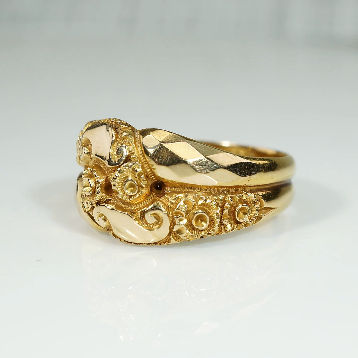 Elaborate Engraved and Faceted 18ct English Gold Band