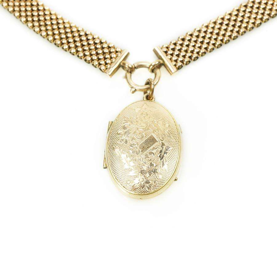 Victorian Rolled Link Chain and Locket