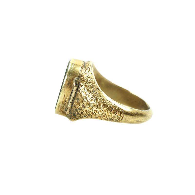 Antique Poison Ring 18k Gold with Bloodstone