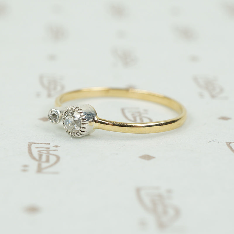 The 18k Yellow Gold Lumiére Double Diamond Ring