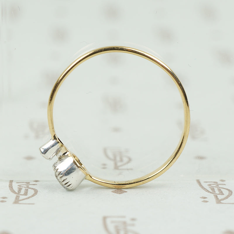 The 18k Yellow Gold Lumiére Double Diamond Ring