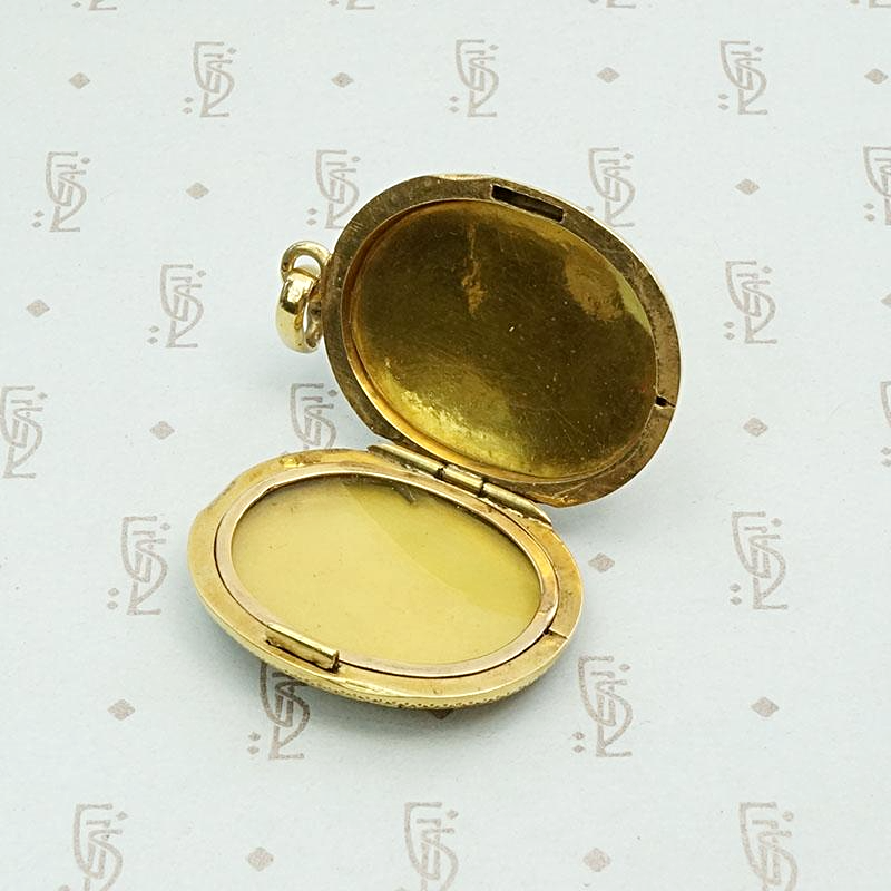 Enameled Woman Victorian Locket, interior view