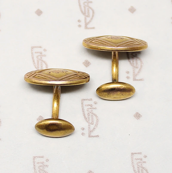 Engraved "B" Cufflinks with Chinoiserie Details