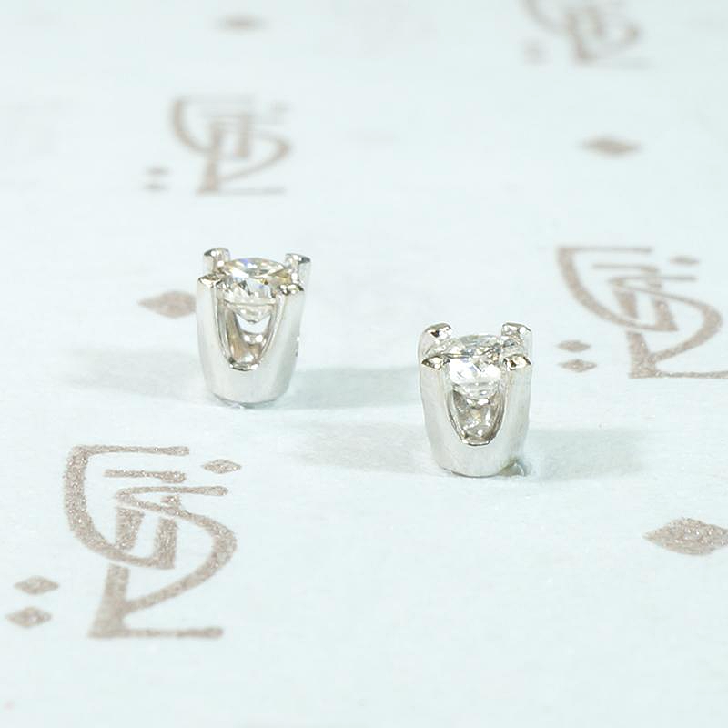 Petite Vintage Diamond Studs with 0.15tcw