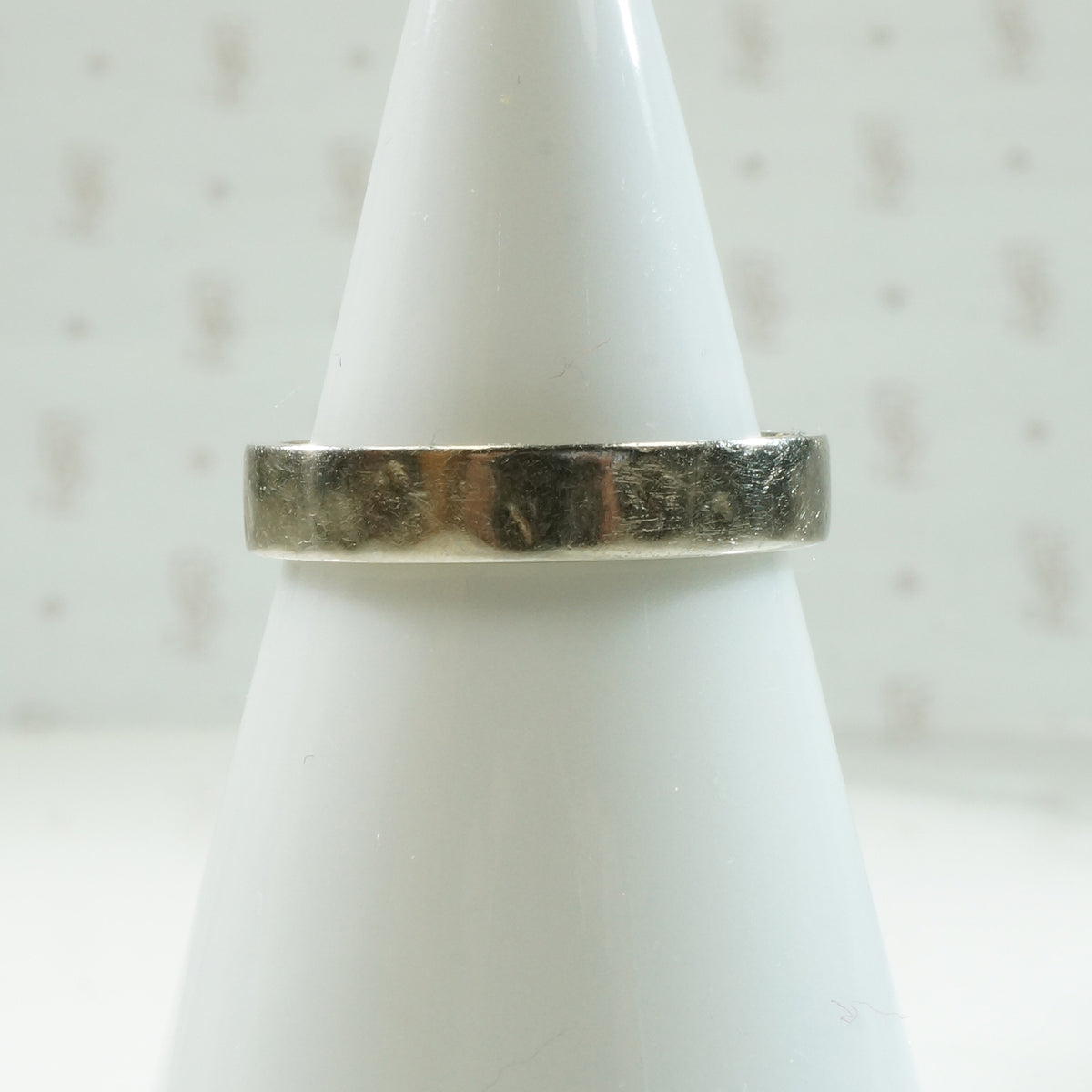 Vintage White Gold Textured Flat Band