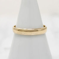 Handsome Mid Century Granat Gold Wedding Band