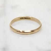 Slim Gold Wedding Band with Stepped Edge