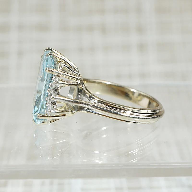 Glacial Aquamarine Cocktail Ring with Diamond Accents