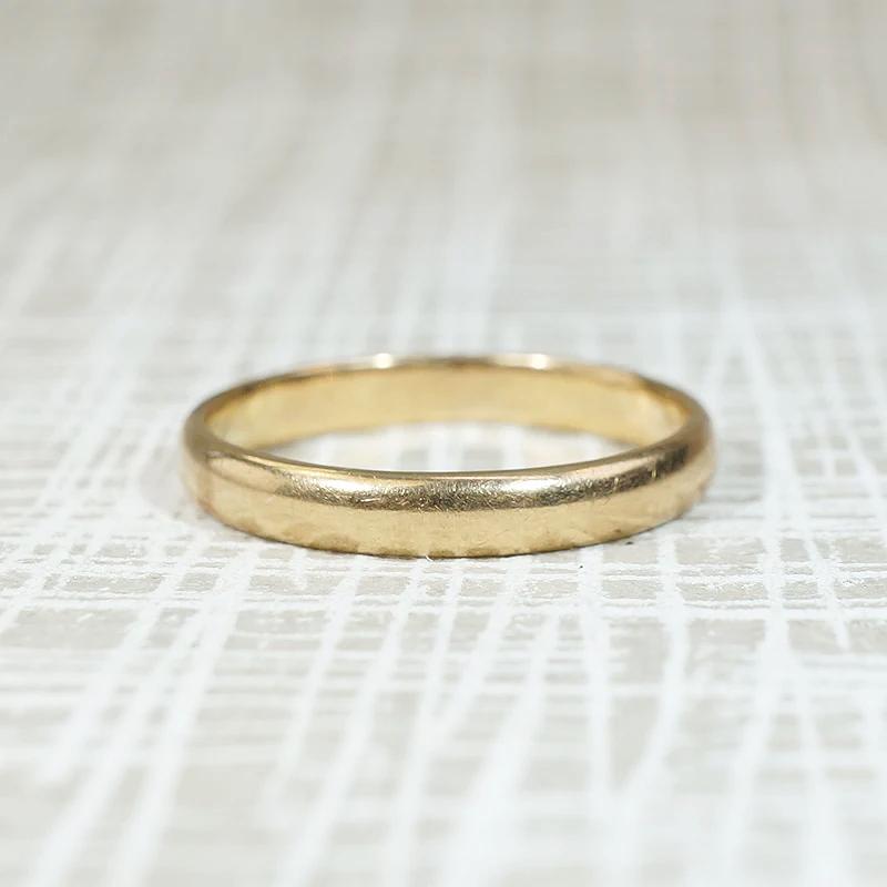 Glossy 9ct Gold English Wedding Band