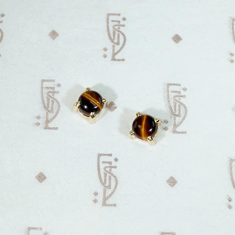 Chic Tiger's Eye in Gold Stud Earrings
