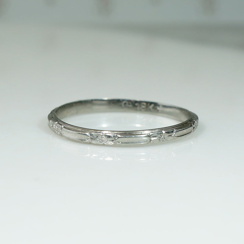 Deco Bars and Flowers Wedding Band in 18k White Gold