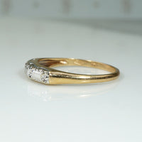 Lovely 1940s Two Tone Gold Wedding Band