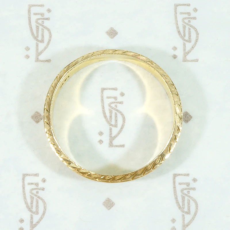 Wonderful Grooved & Engraved Vintage Gold Wedding Band