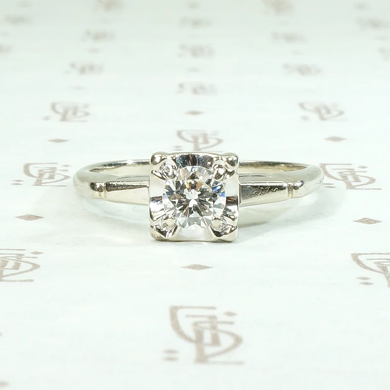Stylish Retro Diamond Solitaire Ring in White Gold