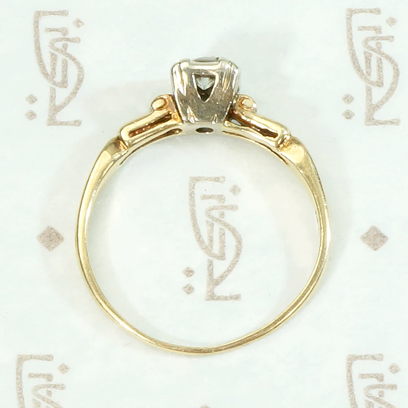Vintage Diamond Solitaire Engagement Ring in Gold