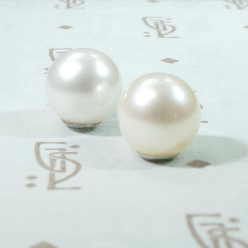 Vintage 7.5mm Pearl Studs in White Gold
