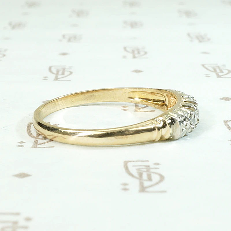 Sweet Two-Tone Forget Me Not Diamond Band