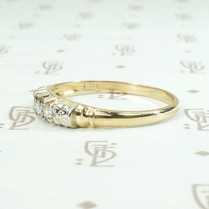Sweet Two-Tone Forget Me Not Diamond Band