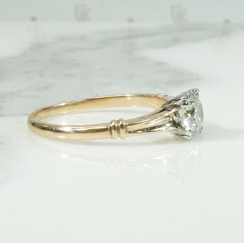 Sparkling White Diamond 1940's Solitaire