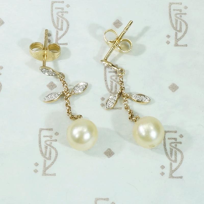 Dainty Diamond & Pearl Drop Earrings