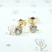 Lovely 0.30tcw Vintage Diamond Studs in Gold