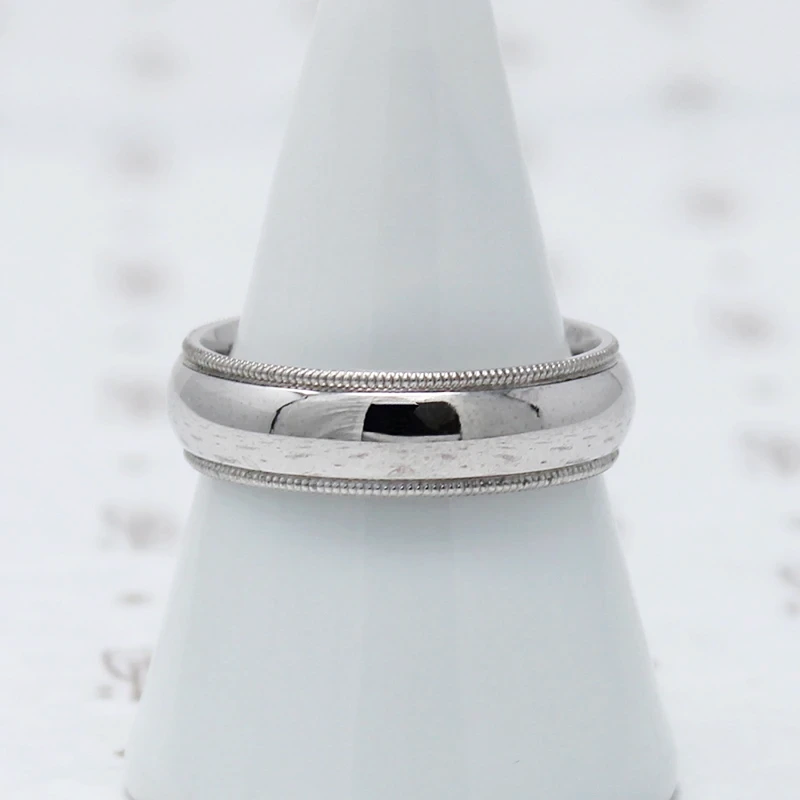 Elegant Milgrain Detail Comfort Fit Band, white gold