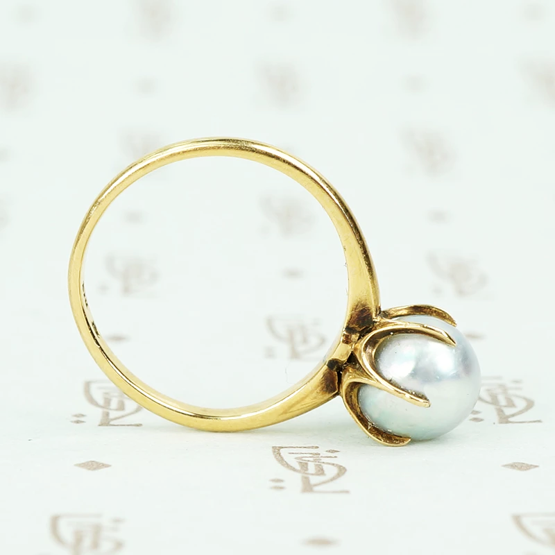 14k yellow gold mikimoto grey pearl solitaire ring 6 prong side view