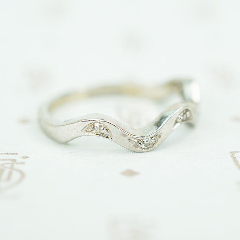 14k recycled white gold hand made wave band set with 5 diamonds in crescent moons