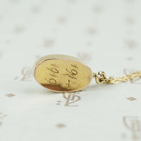 Mother of Pearl Gold Pendant Circa 1919