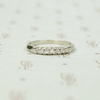 Classic Slim 1940's Diamond Band