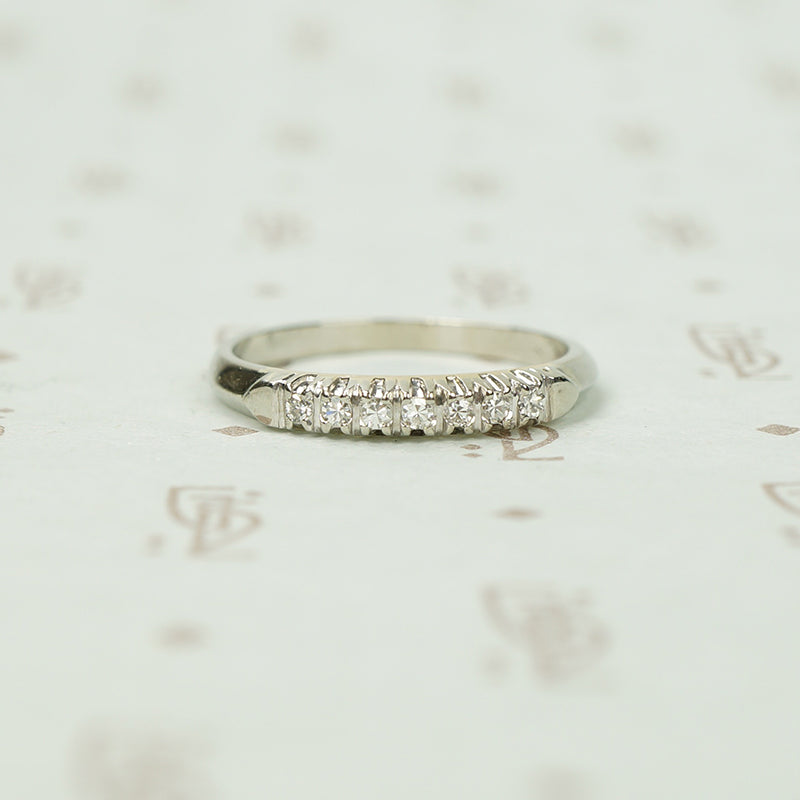Classic Slim 1940's Diamond Band