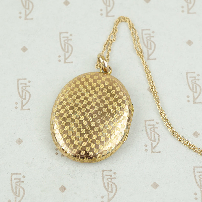 Checkerboard Patterned Edwardian Locket