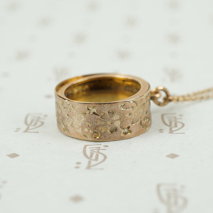 Sweet Engraved Ring Locket
