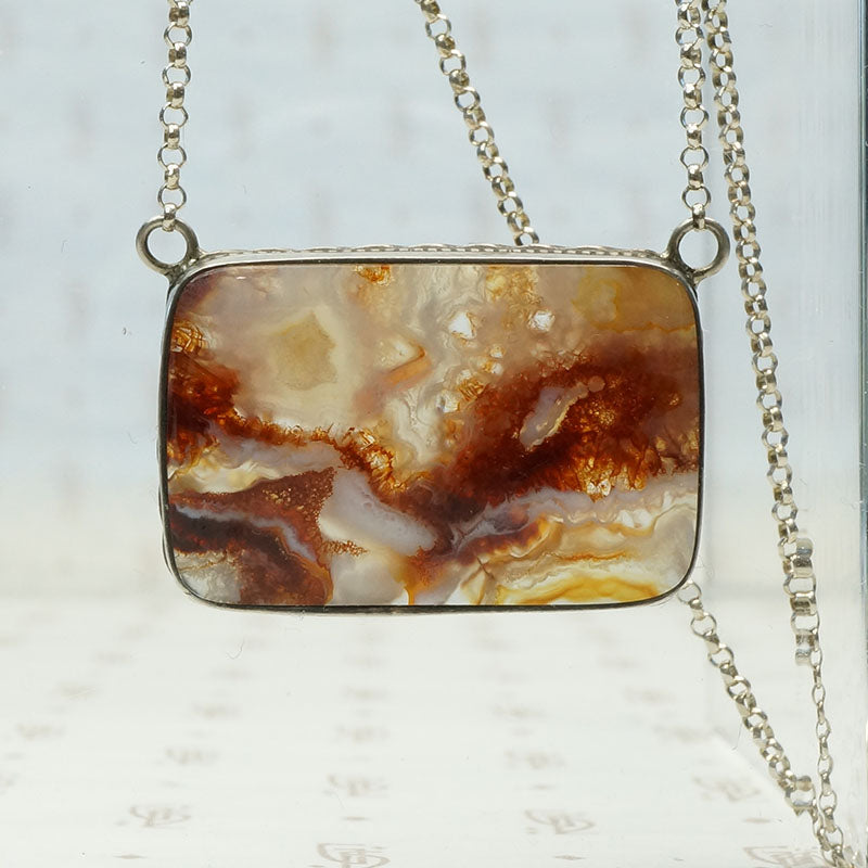 Fascinating Picture Agate Necklace in Silver