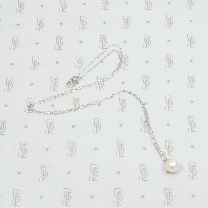 Classic Pearl Solitaire Pendant on Yellow or White Gold Chain