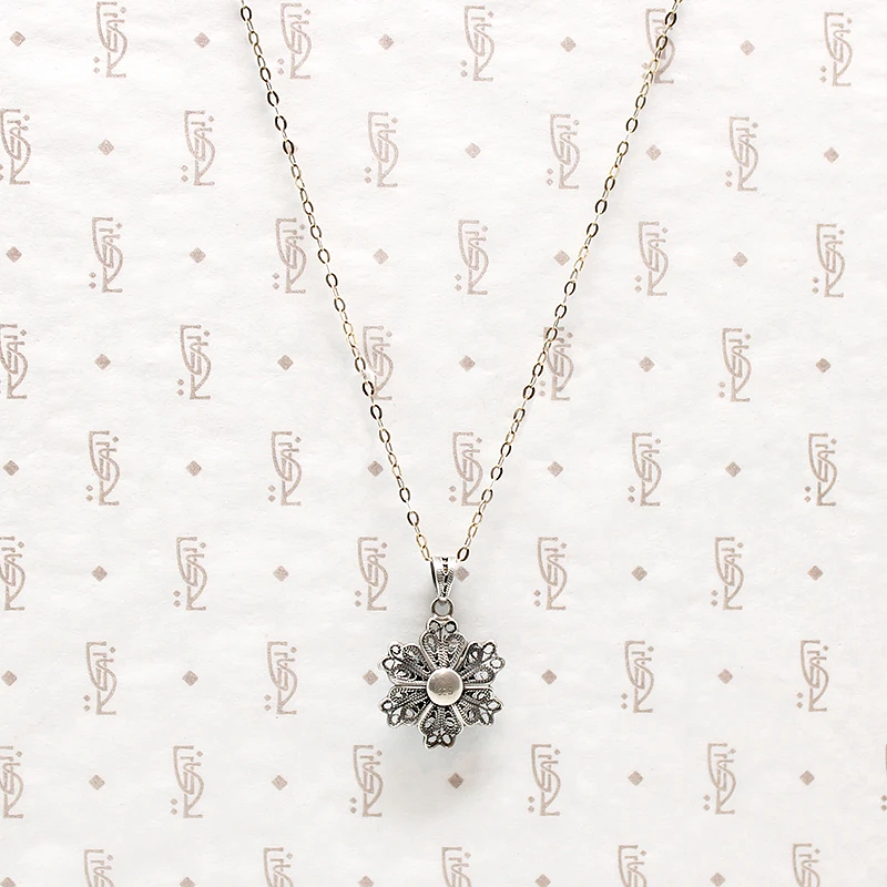 Sweet Silver Filigree Flower Pendant