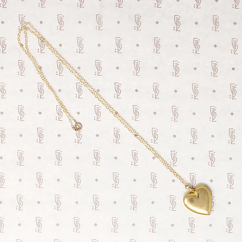 Simple & Sweet Heart-Shaped Locket with Great Photos