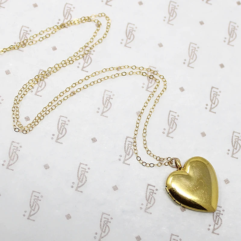 Simple & Sweet Heart-Shaped Locket with Great Photos