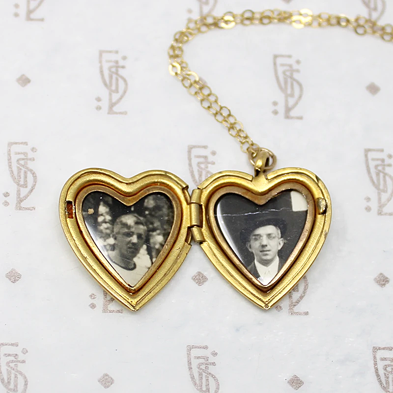 Simple & Sweet Heart-Shaped Locket with Great Photos
