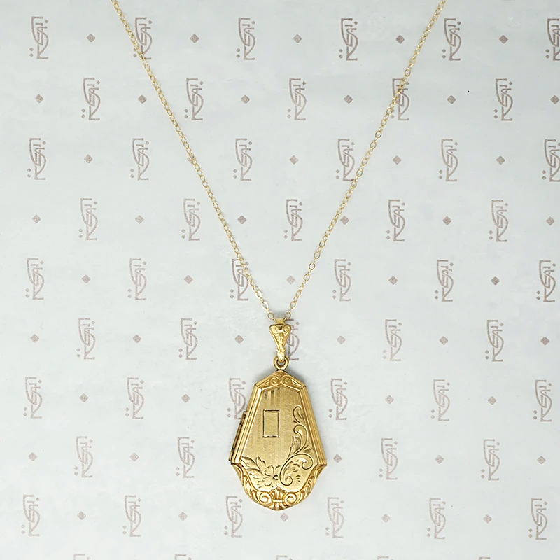 Fabulous Locket With All The Details