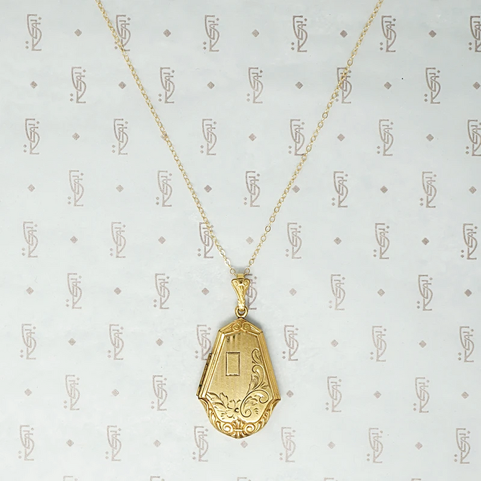 Fabulous Locket With All The Details