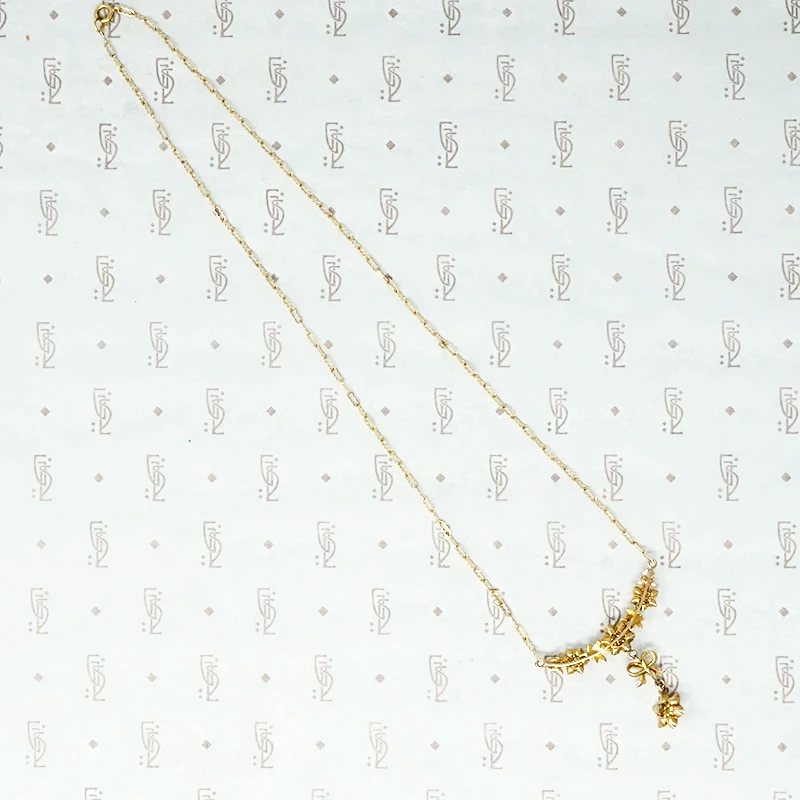 Flowers and Bow Diamonds and Pearl Necklace