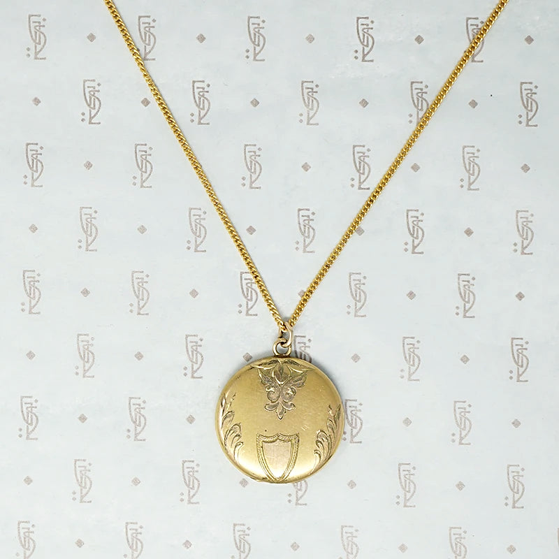 Pretty 1920s Engraved Locket